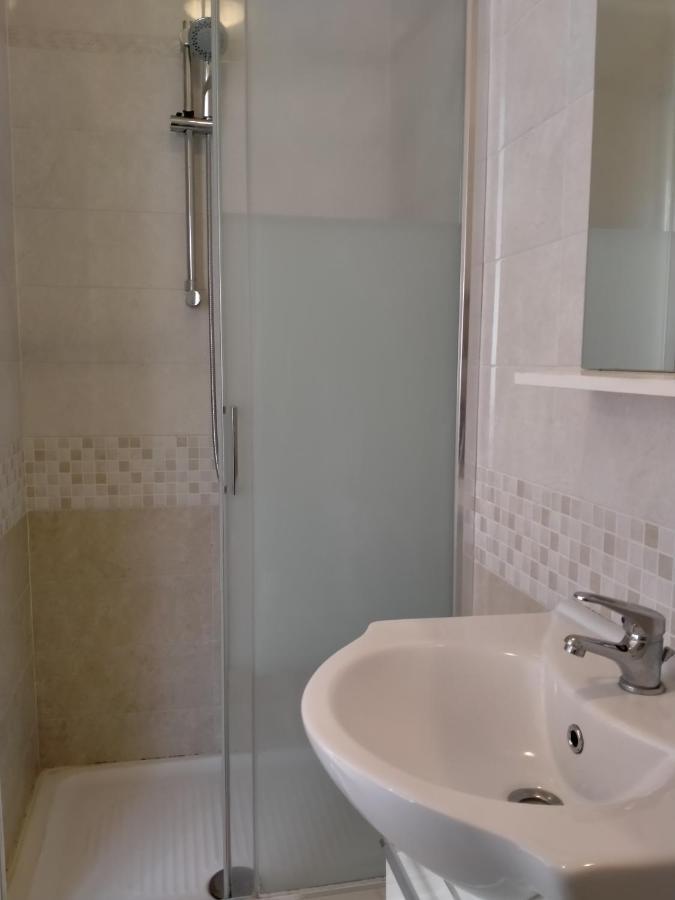 B&B Gardasee Кастелнуово дел Гарда Екстериор снимка